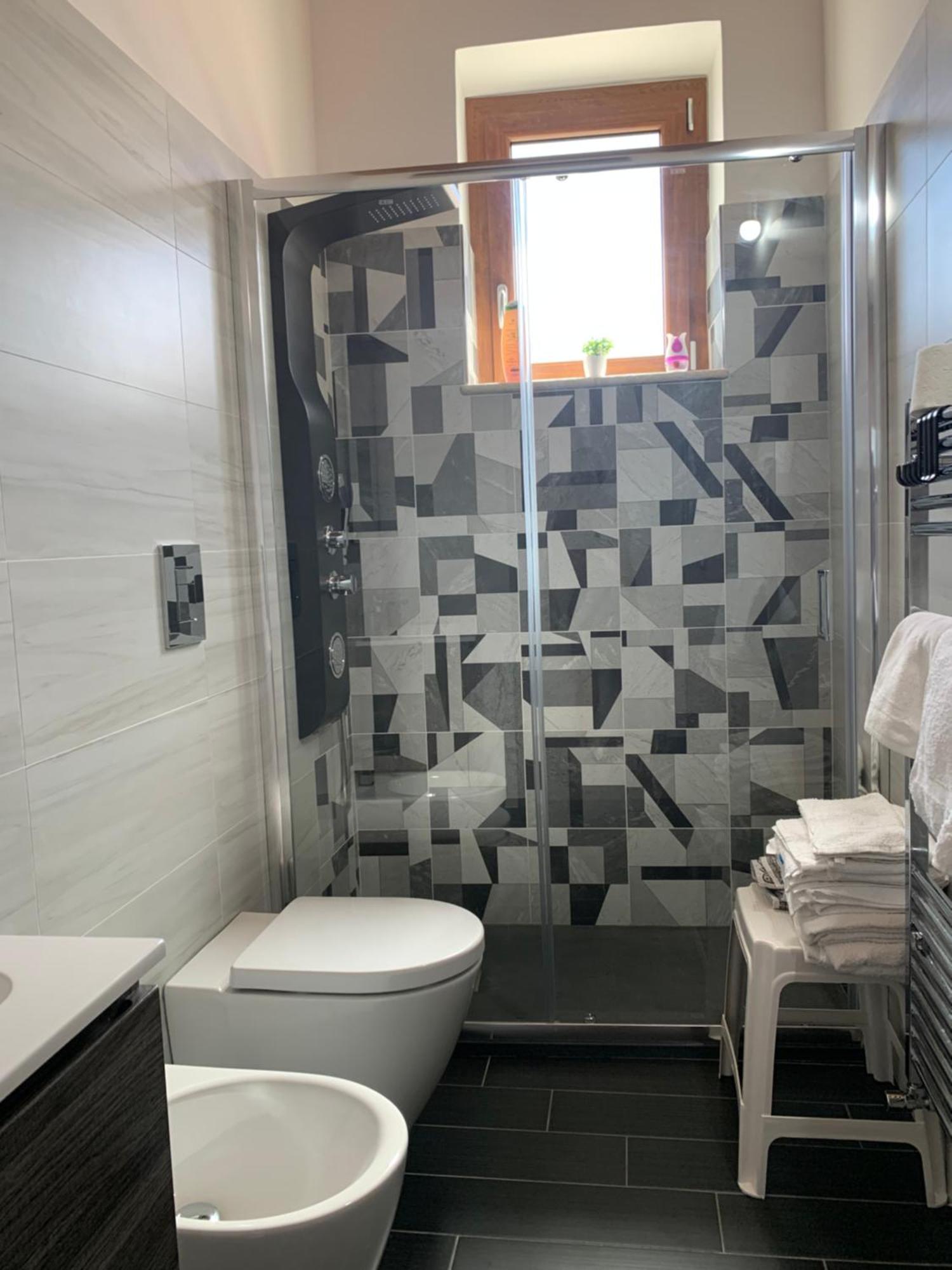 Prestige *Luxury Rooms & Appartment Монтеджордано Екстериор снимка